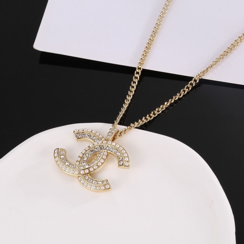 Ch**el necklaces